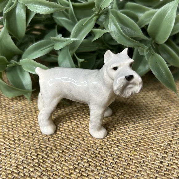 Schnauzer Dog Figures Statue‎ Collection Lot of 3 Resin Ceramic Playful - Picture 7 of 9